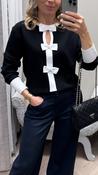 Black  aspen bow knit image