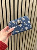 Guess Navy Logo EMELIE Wallet. GP9928140