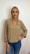 Camel 2663 fly girl top image