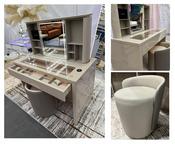 Elevate Vanity Table With Retracting Mirror