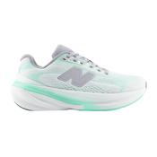 New Balance 860 v15 image