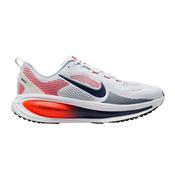 Nike Vomero 18 image
