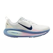 Nike Vomero 18 image
