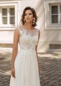 Tiffani (Size 16)