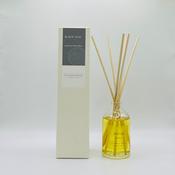 "The White Room" Natural Diffuser - Black Oud image