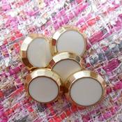 Button – Cream with gold rim image