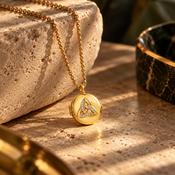 Seala Collection Trinity Locket/Chain Gold image