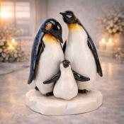 Naturecraft Polished Stone Effect - Penguin Family image