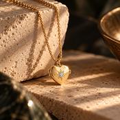 Seala Collection Heart Locket/Chain Gold image