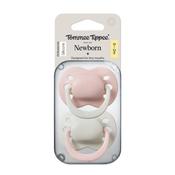 Tommee Tippee 2 X 0-2M Newborn Silicone Soother Girl image