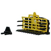 Britains 43369 Buck Rake 1:32 image