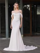 Pronovias Polenia Sale Wedding Dress image