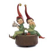 XMAS HELPER PIXIES ON TRUNK BRWN/GRN 19CM