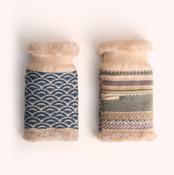 Powder Wrist Warmers - Agatha