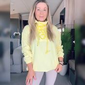 Walking 1/4 Zip Lemon