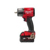 Milwaukee M18 3/8" Mid Torque Wrench (2x 5.0Ah)