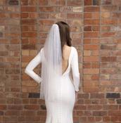 Paige Pearl Hip Length Veil – Ivory