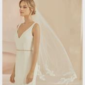 Layla Leaf Veil image