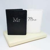 Amore Set of 2 Passport Holders Black &amp;amp; White - 'Mr &amp;amp; Mrs'