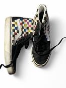 Black and white Vans skateboarding sneakers #skaterstyle uk 6 US 7 men us women 8.5  eu 39.0 SKU 6897