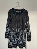white mark women's sandrine embroidered sweater dress STAUD Puff Sleeve Midi Dress Demi White/Multicolor Stretch Cotton Size –  Celebrity Owned