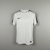 Men's Nike Dri-FIT Academy football top in size Medium image