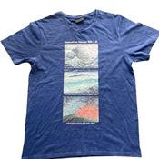 vintage blue Katsushika Hokusai graphics short sleeve tshirt size M image