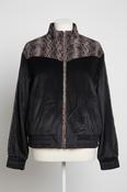 ZARA bomber jacket in size small  L27 W21 SKU 6248