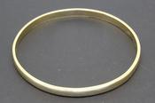 Irish-Made Gold Bangle - Weldons
