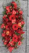 stunning red spray / wreath