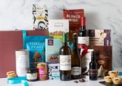 The Classic Christmas Hamper (Ships from November 1st)