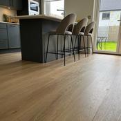 Sample of Vintage Oak SPC
