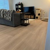 Sample of Konig Essence Light Oak 8mm