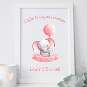 Personalised Baby Frame for Girls - Fáilte Chuig an Domhain