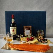 Irish Organic Oak Smoked Salmon &amp; Jameson Gift Box - Wrights of Howth