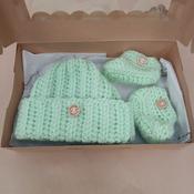Mint Hat &amp; Booties Set