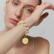 Flat chin bracelet in latte marble image