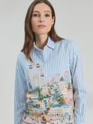 Vertically striped shirt in blue and white with panoramic illustration image