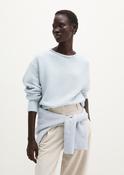 Cozy Round neck wool sweater in light blue image