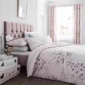 Canterbury Blush Quilt Set image