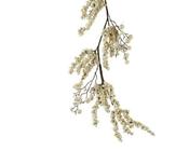 Garland with cream sugar berries
