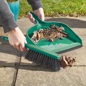 Yard Pan &amp; Brush