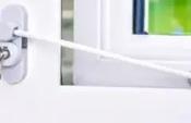 Cube Lock - Budget Cable Window Restrictor with Key - White image