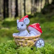 Walnut Chariot Mouse