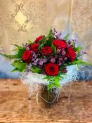 12 Red Roses in Glass Vase