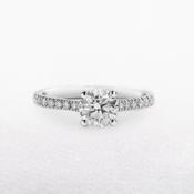 1.10ct Fvs2 Natural Diamond Solitaire Engagement Ring With Shoulder Diamonds Set In Platinum image