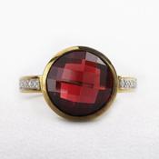 9ct Yellow Gold Garnet Natural Diamond Dress Ring