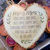Heart Plaque Mr &amp; Mrs