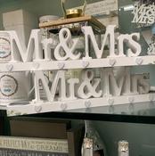 MR AND MRS