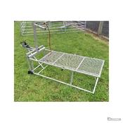 SHEEPWELL PEDIGREE GROOMING TABLE